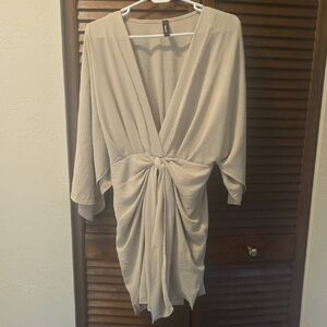 Elegant Cream Women's Kimono Robe